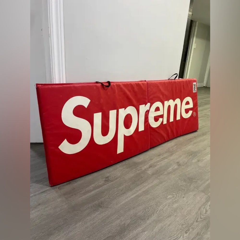 Supreme Everlast Mat